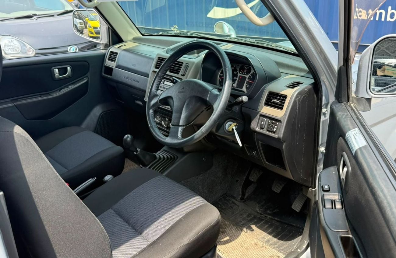 Mitsubishi Pajero Mini