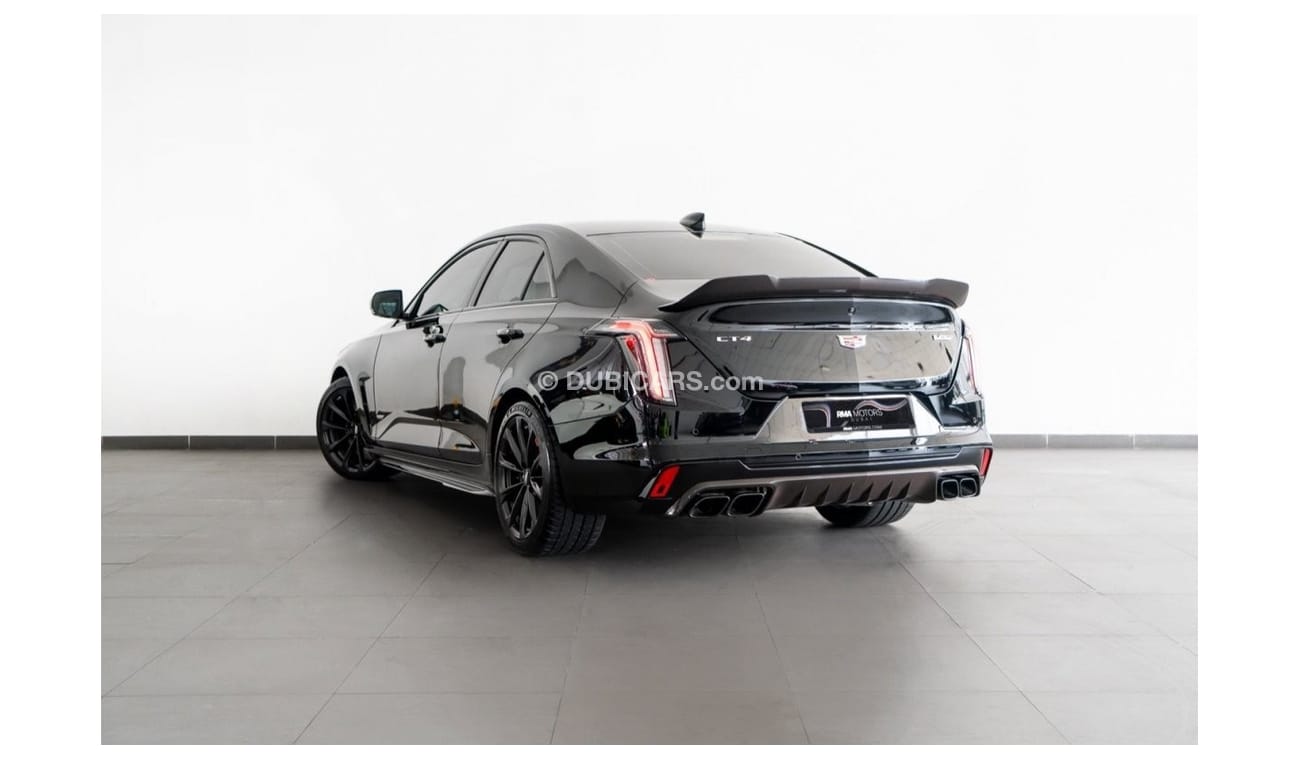 كاديلاك CT4 CT4-V 2022 Cadillac CT4 V-Spec Blacking / Carbon Fibre Pack / 5 Year Warranty & Service Pack
