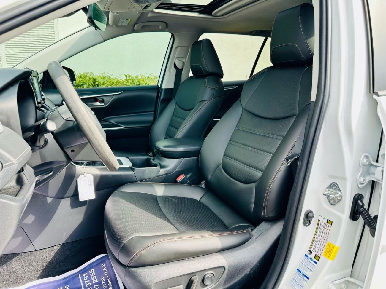 تويوتا راف ٤ XLE-AWD Hybrid Full Option