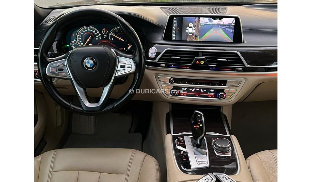BMW 730Li Luxury BMW 730LI 2.0 2018 GCC FULL OPTION ORIGINAL PAINT FULL SERVICE HISTORY