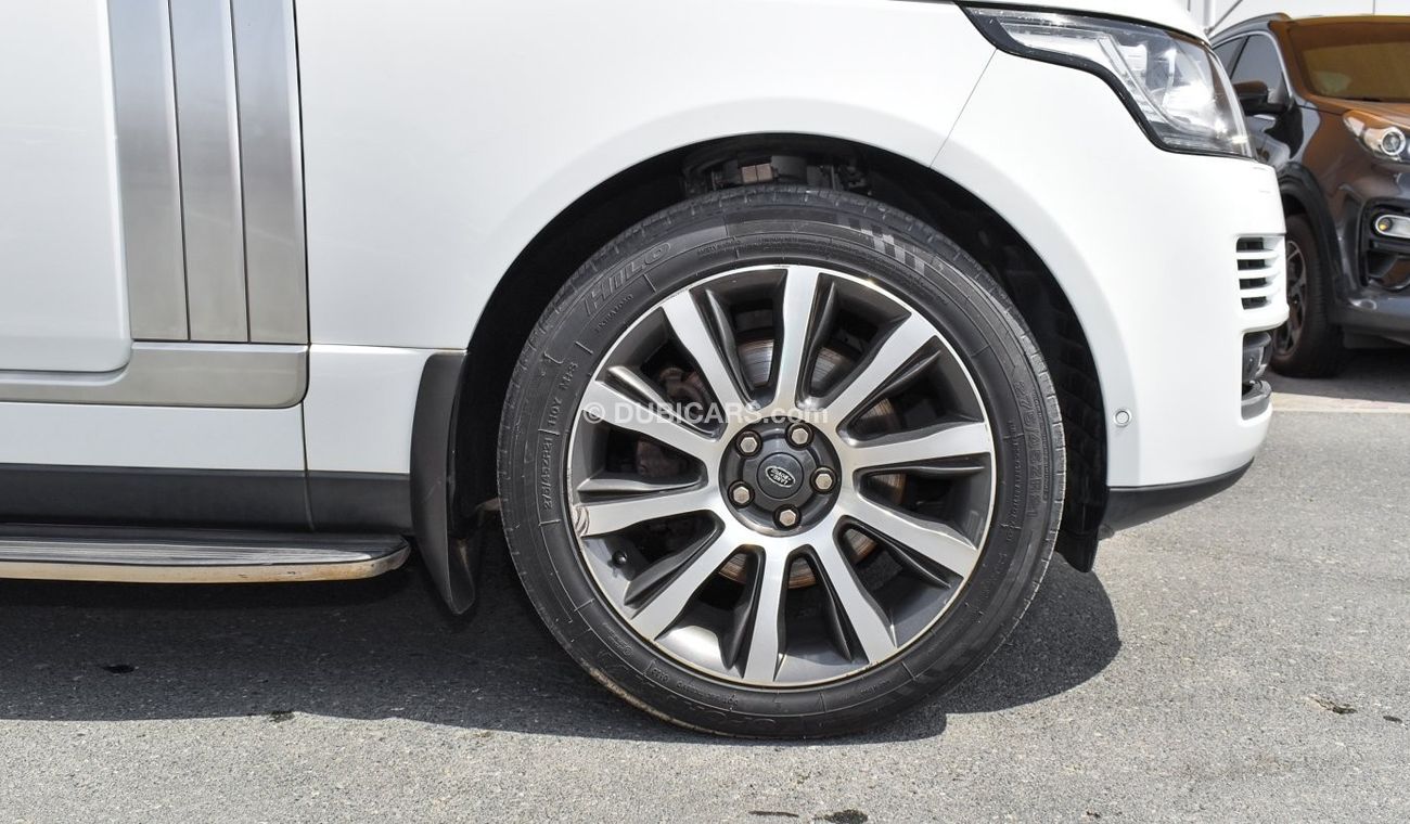 Land Rover Range Rover With Supercharged Badge