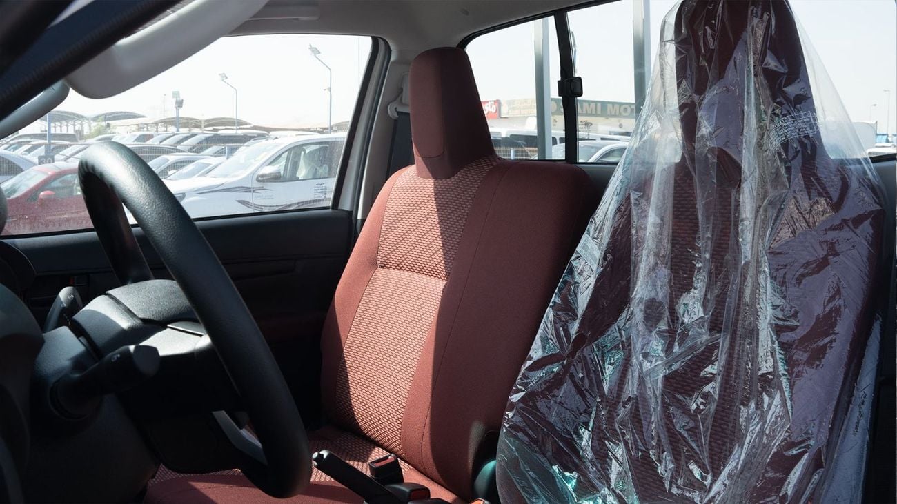 Toyota Hilux 2025 Toyota Hilux 2.7L SC MT Petrol 4WD 2Door