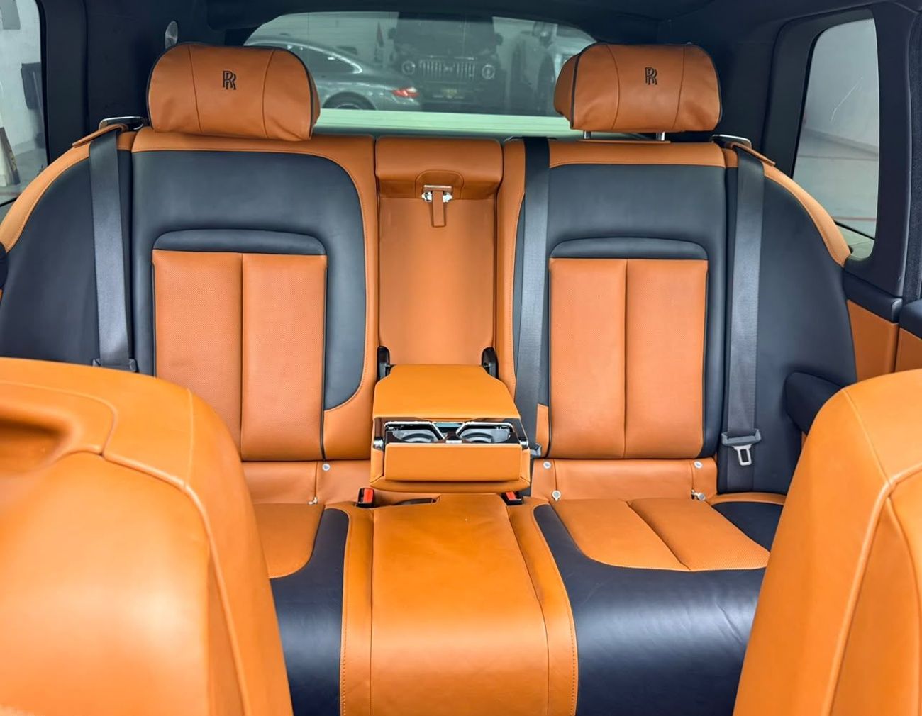 Rolls Royce Cullinan STANDARD 2020 Rolls Royce Cullinan, Warranty, Full Service History, Fully Loaded, Excellent Condition, GCC
