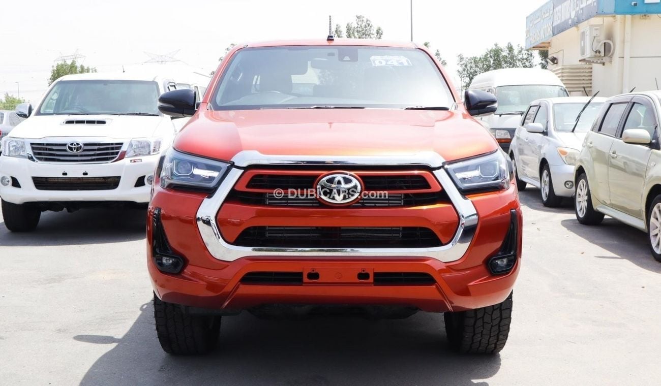 تويوتا هيلوكس SR5 Full option Clean Car