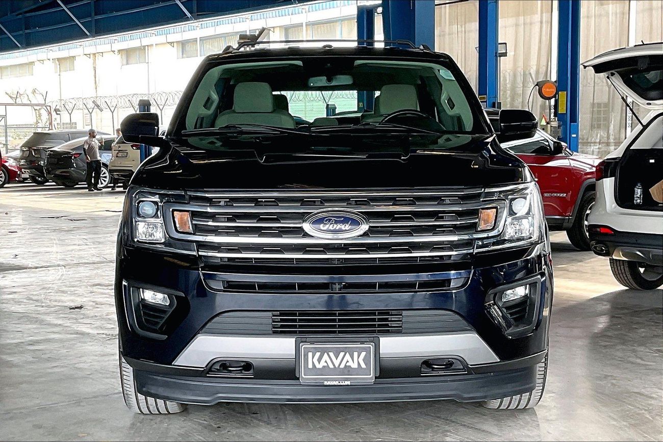 Ford Expedition XLT Standard | Carnival Sale • UP TO AED 20,000 OFF | Guaranteed Warranty | 0 Down Payment