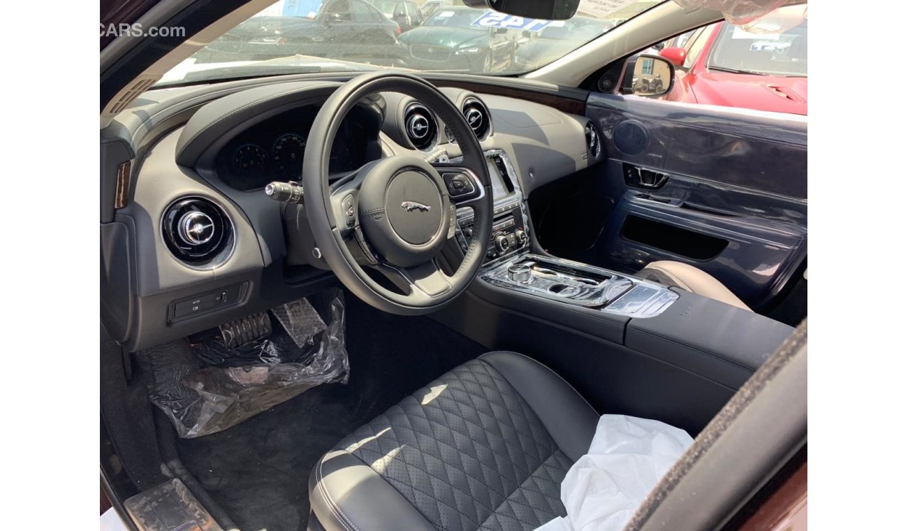 جاكوار XJ 3.0 V6 S/C LWB AWD Aut.