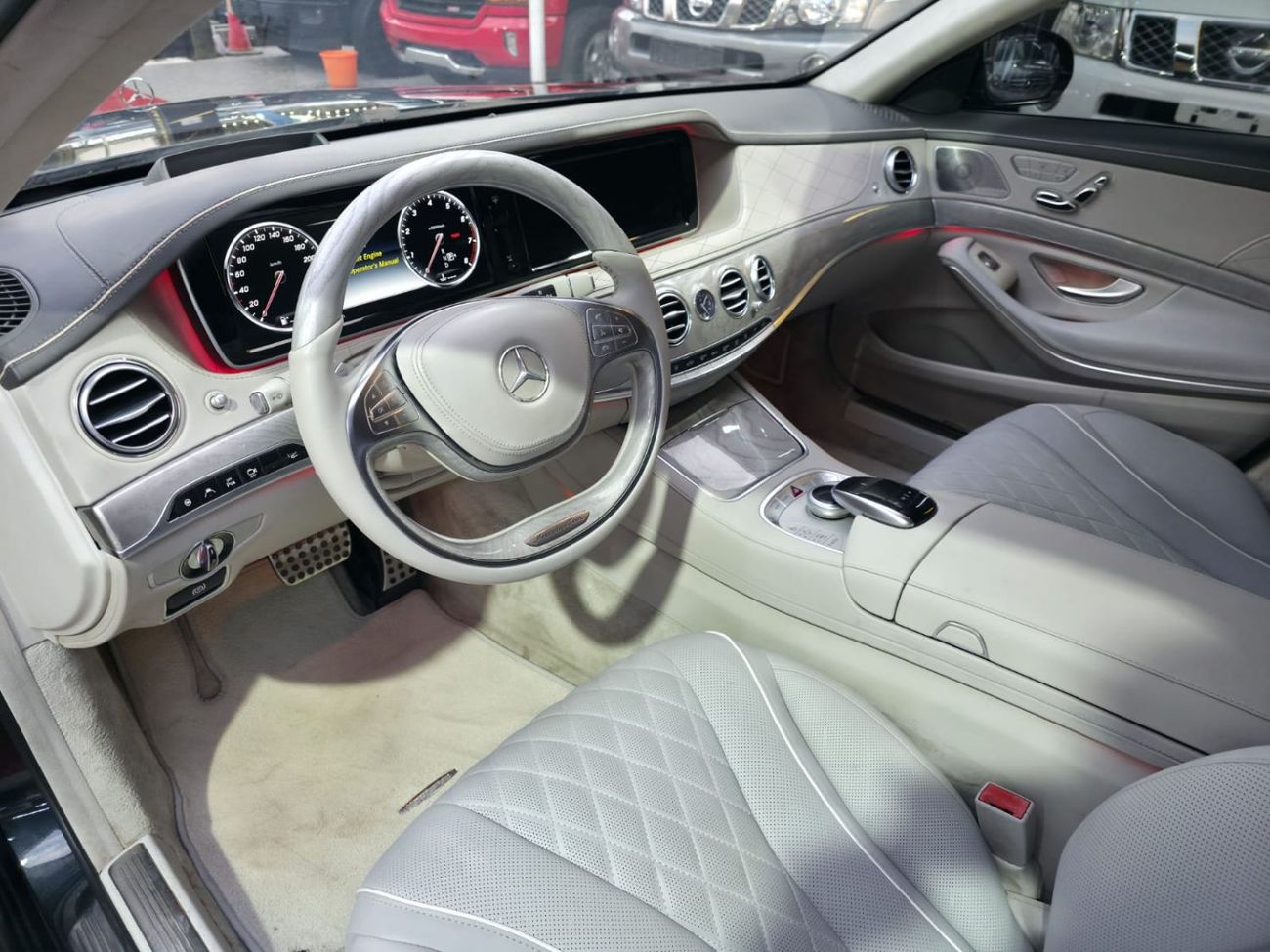 مرسيدس بنز S 550