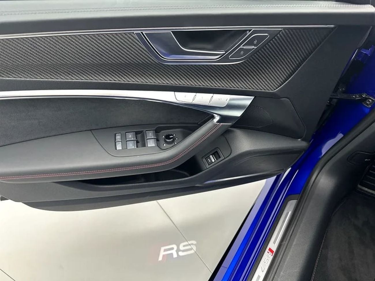 أودي RS7 quattro 4.0L