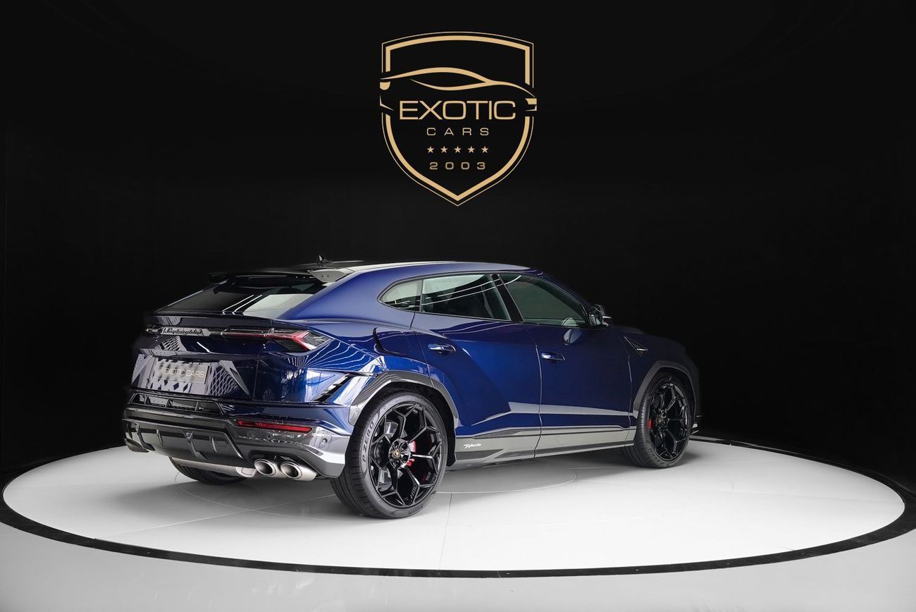 لامبورغيني اوروس 4.0T V8 Performante