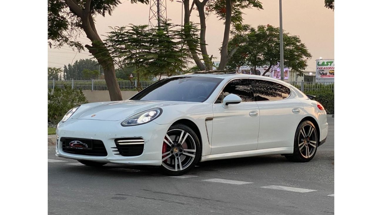 Porsche Panamera SUMMER OFFER - WARRANTY - FULL SERVICE HISTORY - AL NABOODAH