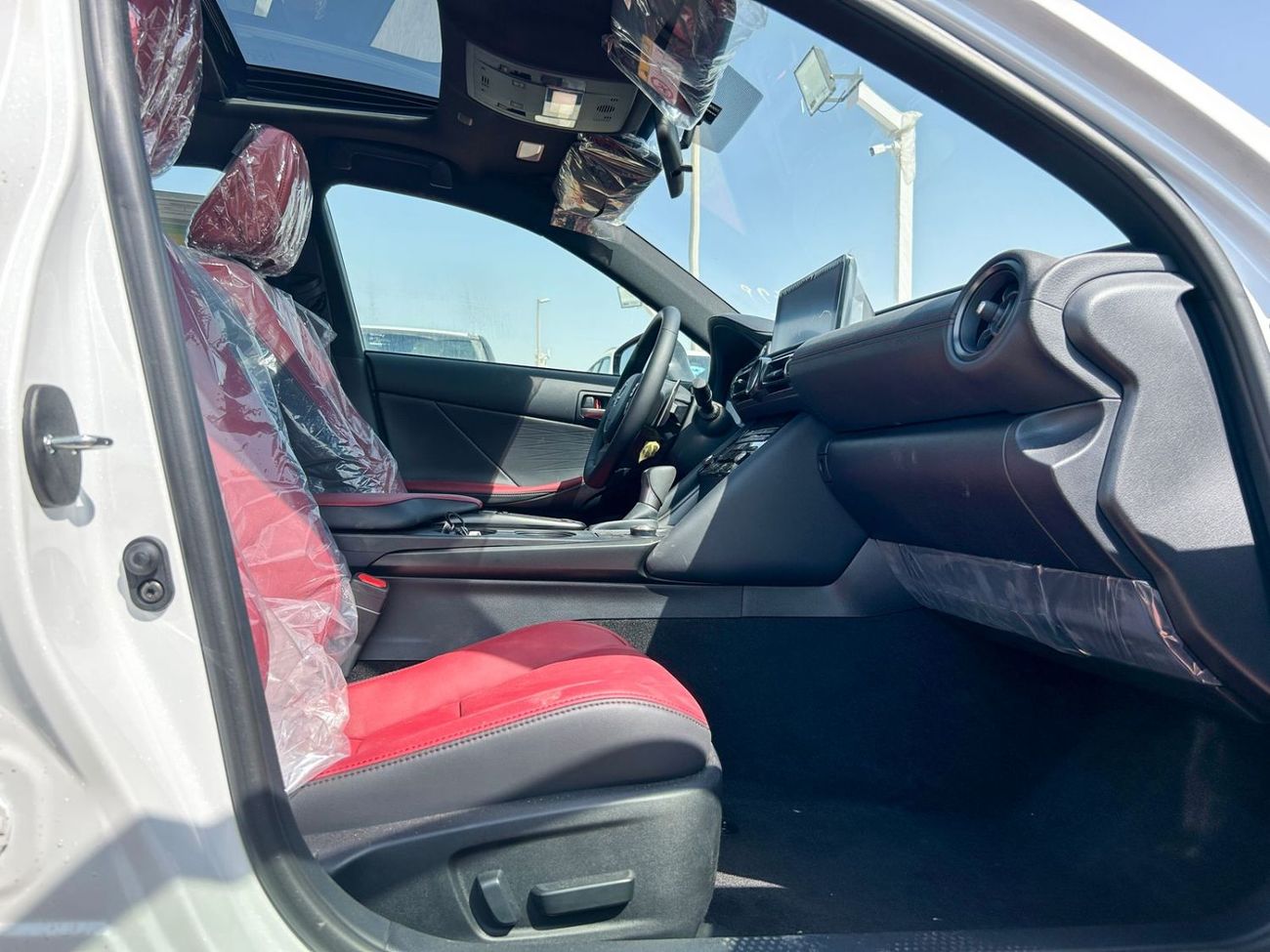 لكزس IS 300 2025 LEXUS IS300 2.0L PRIME GCC BRAND NEW 0KM