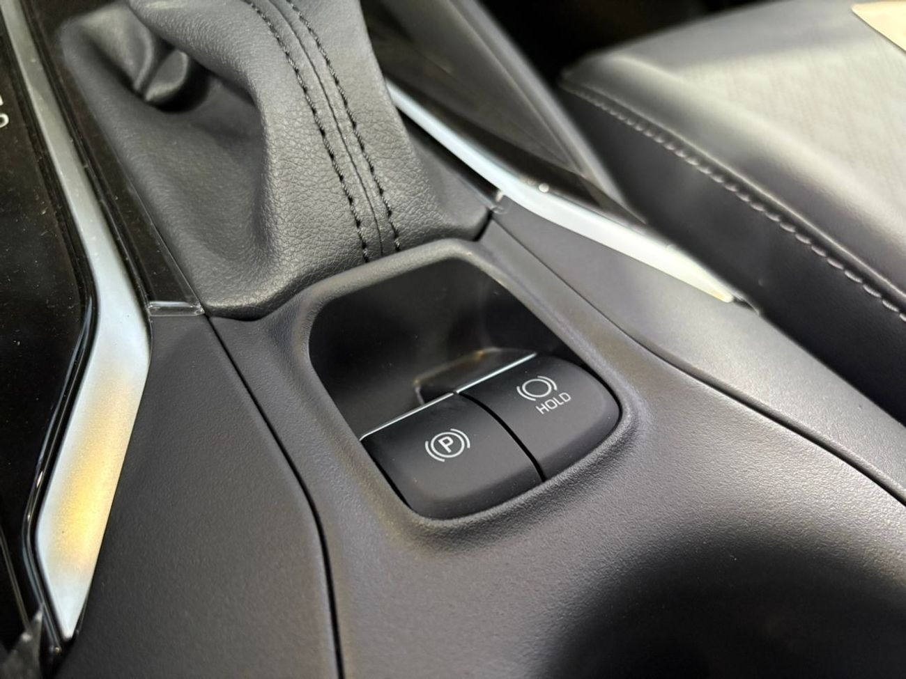 تويوتا كورولا GLI HEV 1.8L