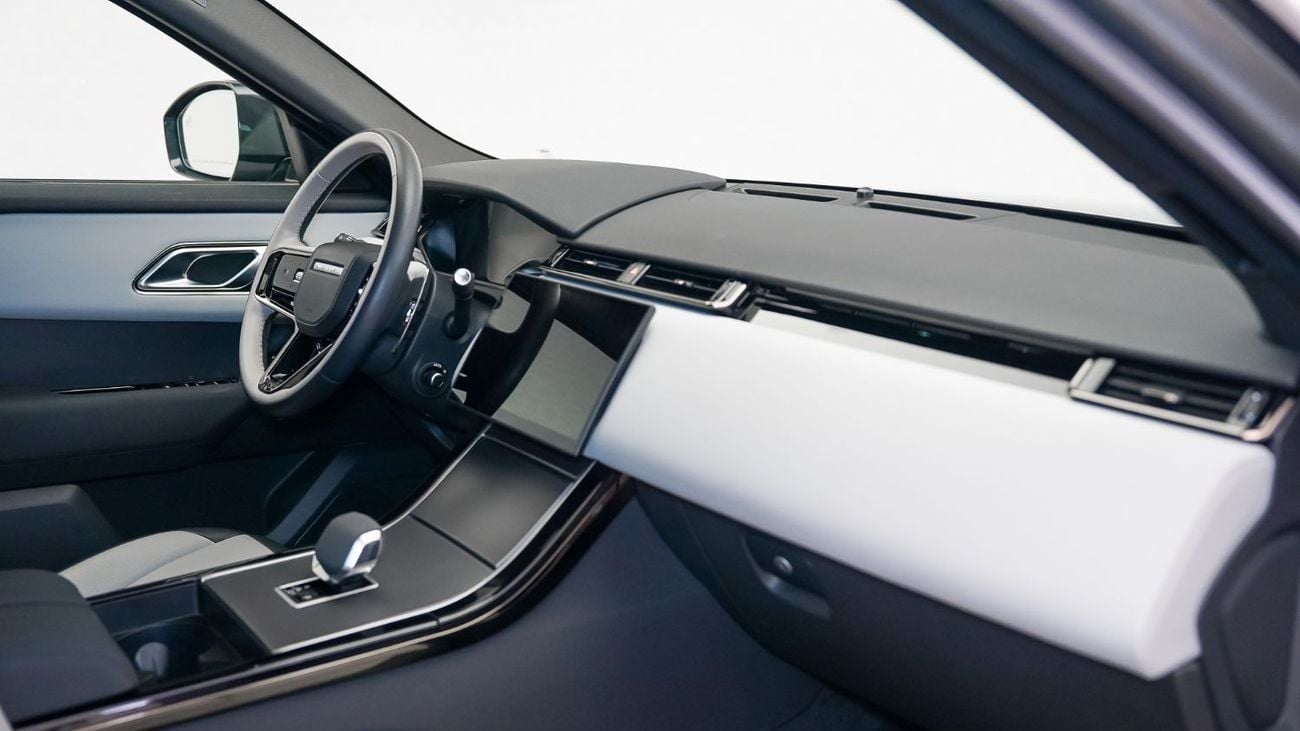 لاند روفر رينج روفر فيلار P250 R-Dynamic SE 2.0L UAE's Very Best Example | AED 3,537 Per Month