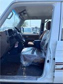 Toyota Land Cruiser 70 4,0L V6 A/T GAS LX