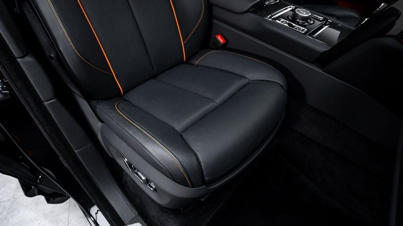 رولز رويس كولينان Black Badge - 2025 - GCC - Under Warranty and Service Contract