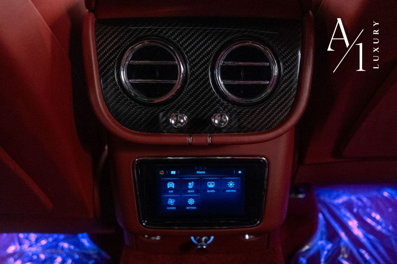 Bentley Bentayga Standard V8 2021 Bentley Bentayga V8, Warranty, Service History, Carbon Fiber Package, Low Kms