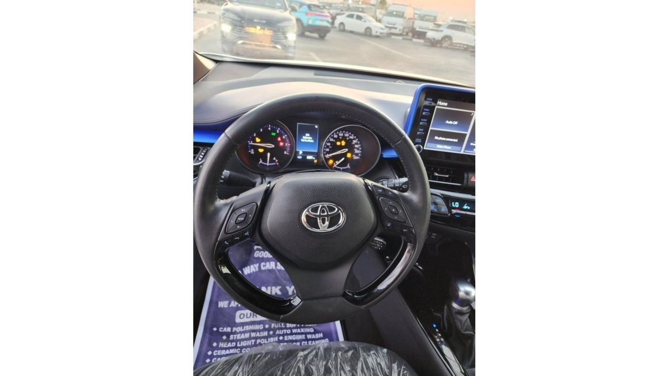 تويوتا CHR TOYOTA C-HR full option 2021