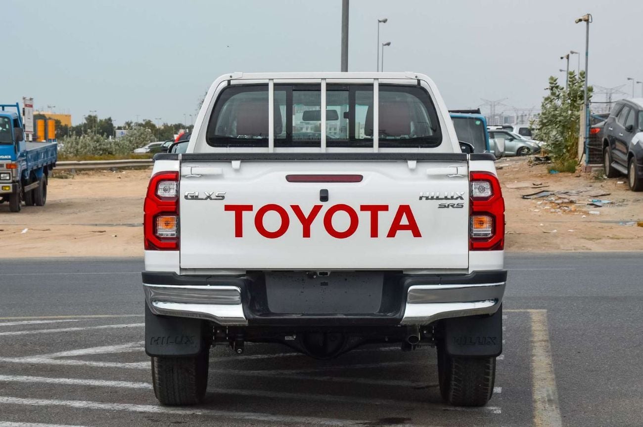 Toyota Hilux TOYOTA HILUX GLXS 2.7L 4WD  PETROL PICKUP 2026 - WHITE