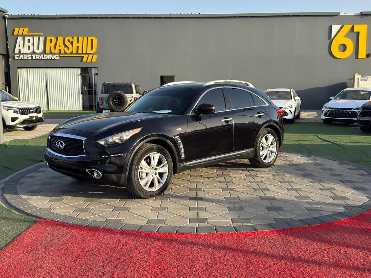 Infiniti QX70 LUXURY