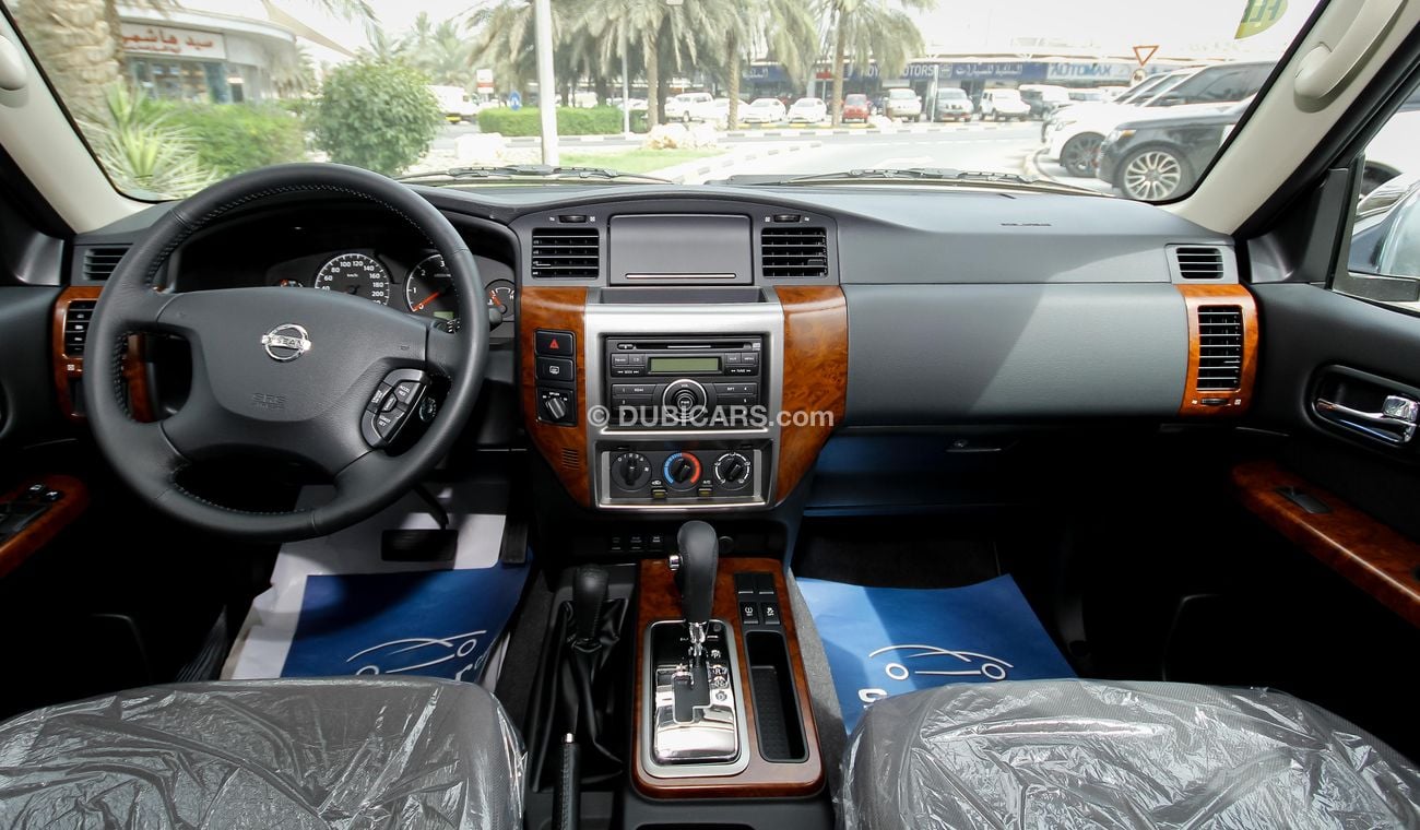 Nissan Patrol Safari AT 4 Doors
