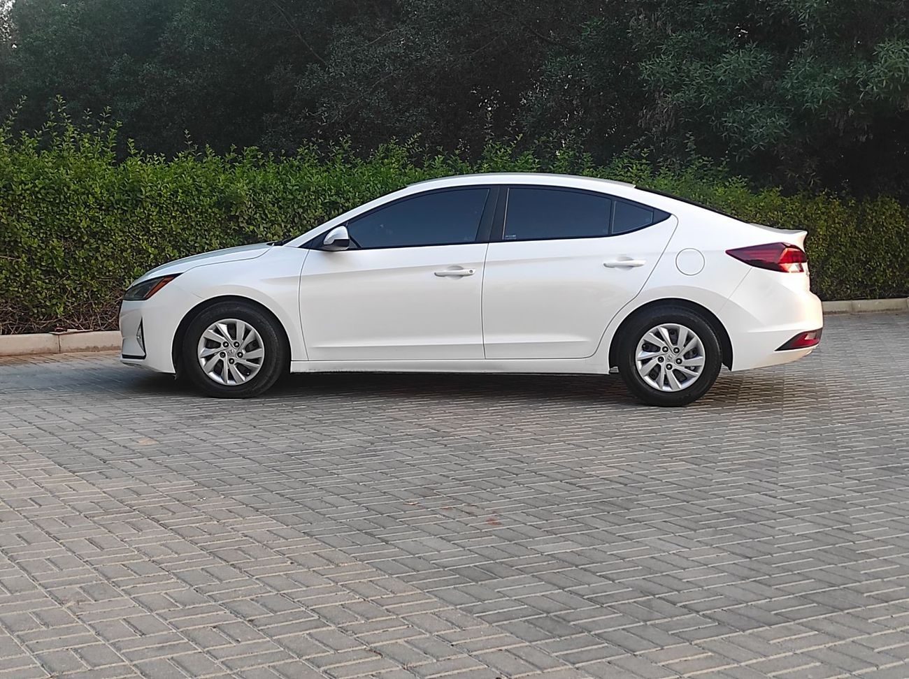 هيونداي إلانترا Comfort 2.0L Hyundai Elantra 2020 2.0 usa full automatic