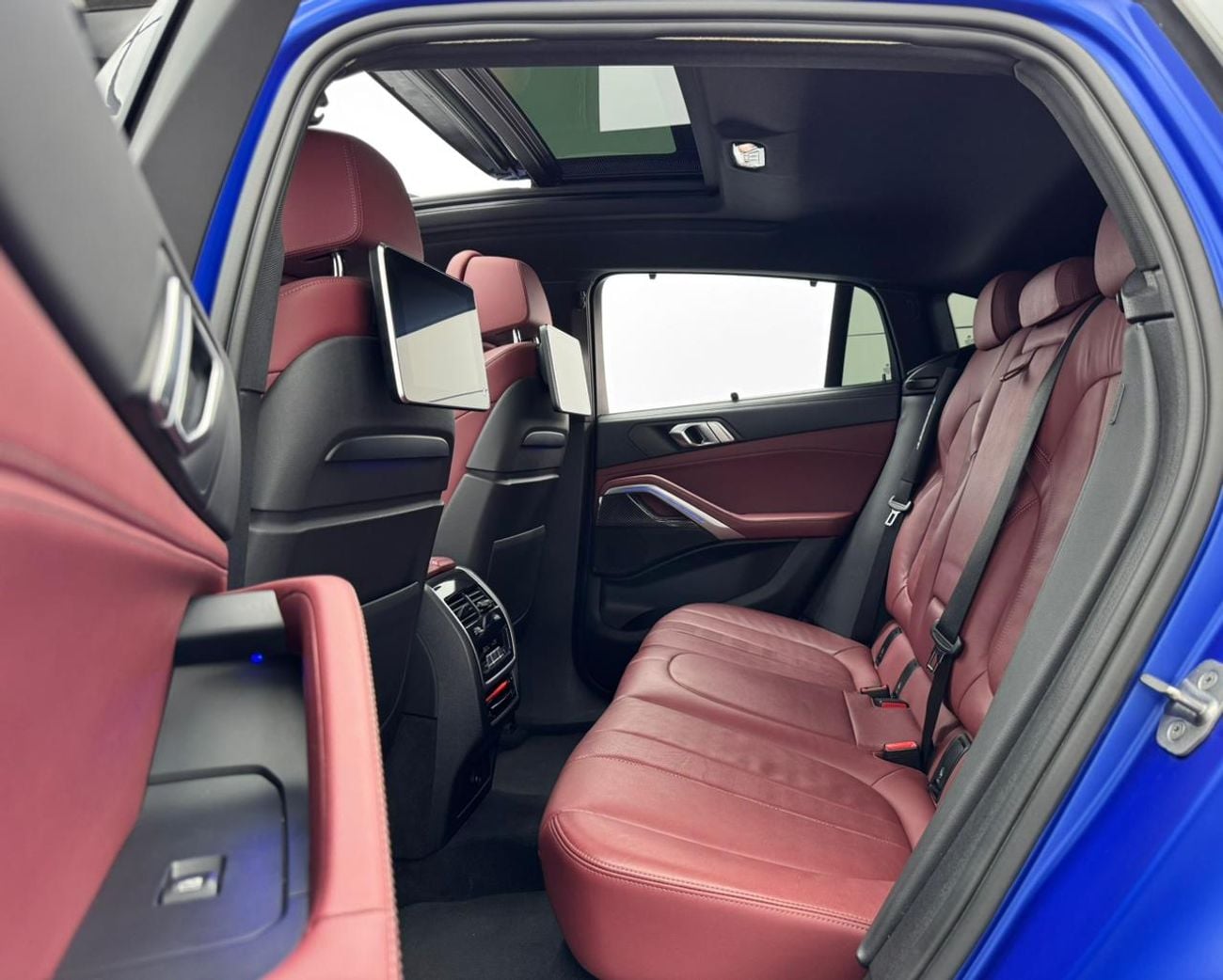 BMW X6 40i M Sport 3.0L 2022 BMW X6 xDrive40i M-Sport, 2027 BMW Warranty and Service Contract, BMW Service