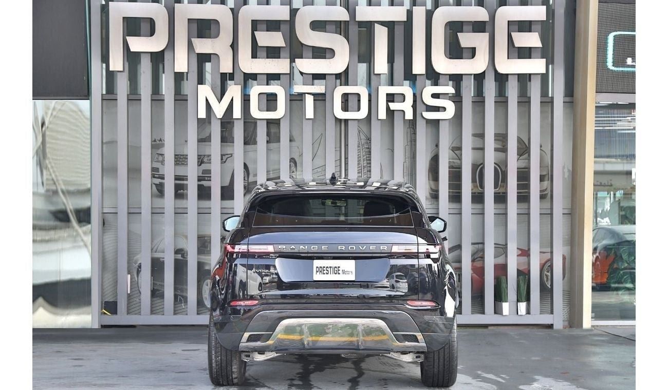 لاند روفر رانج روفر إيفوك P250 SE Dynamic 2025 EXPORT ONLY