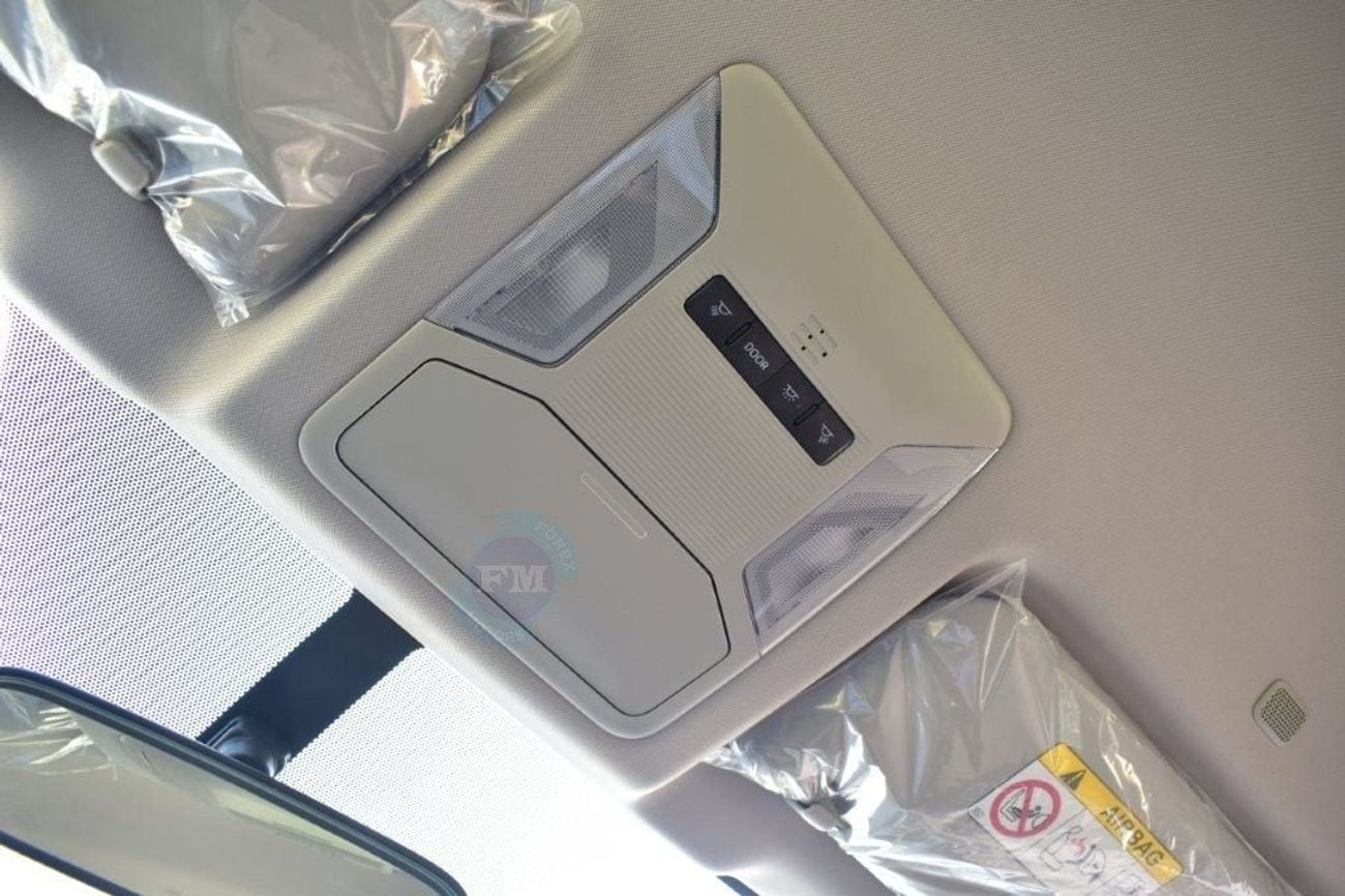 تويوتا راف ٤ LE 2.0L Petrol AWD 5-Seater Automatic