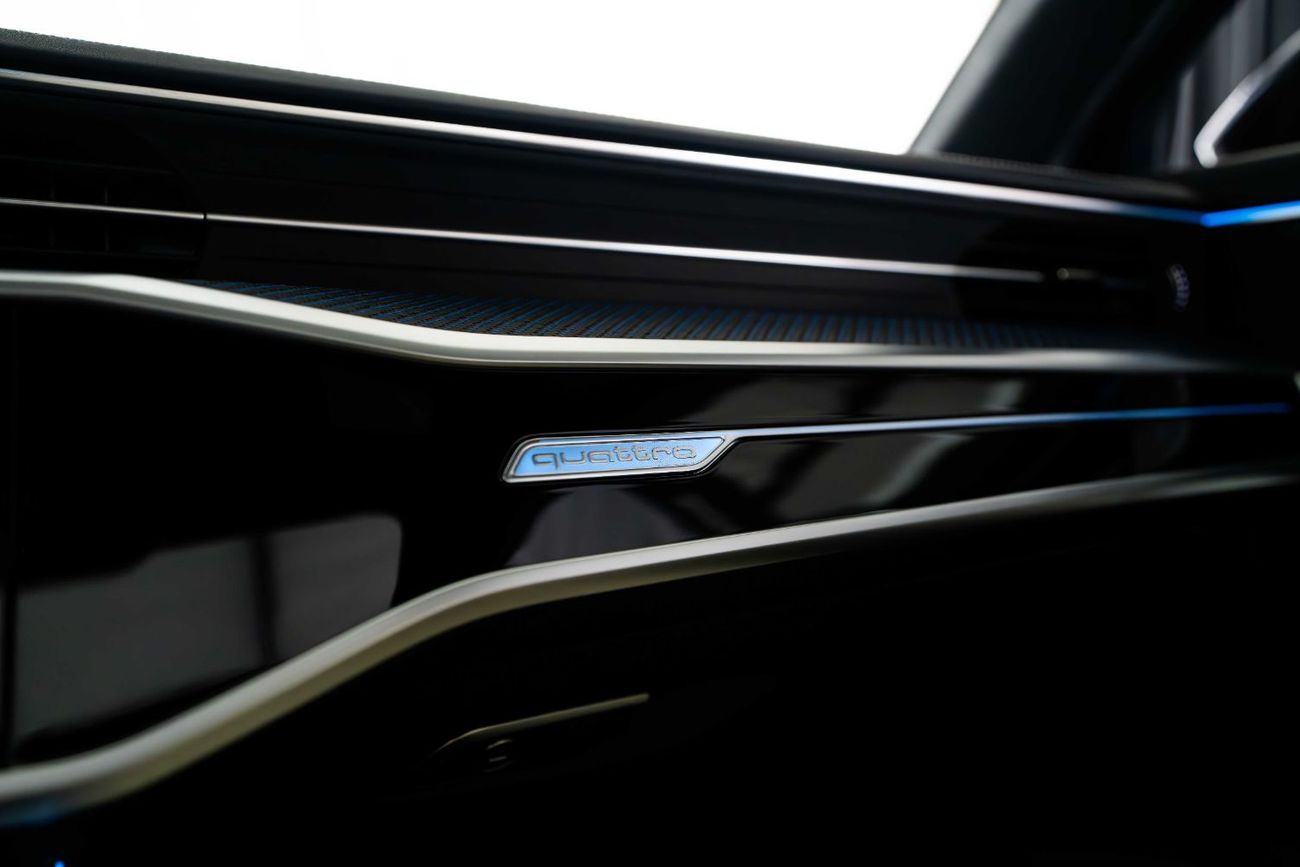 Audi RS6  Avant performance - Special Order - Audi Exclusive - Brand New - High Specification