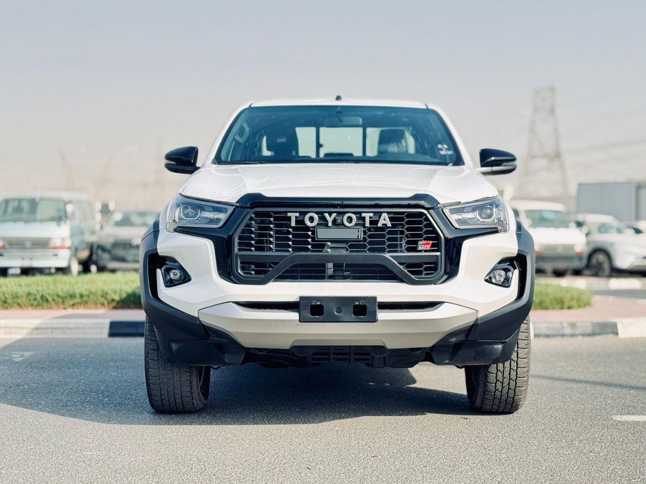 تويوتا هيلوكس GR Sports 4.0L 4WD A/T 2025