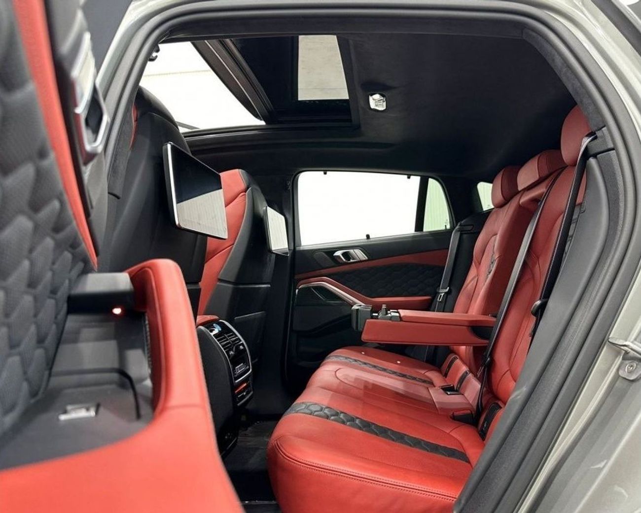 BMW X6M Competition 2020 BMW X6M , Dealership Service Contract, April 2025 Warranty, Full Service History, G