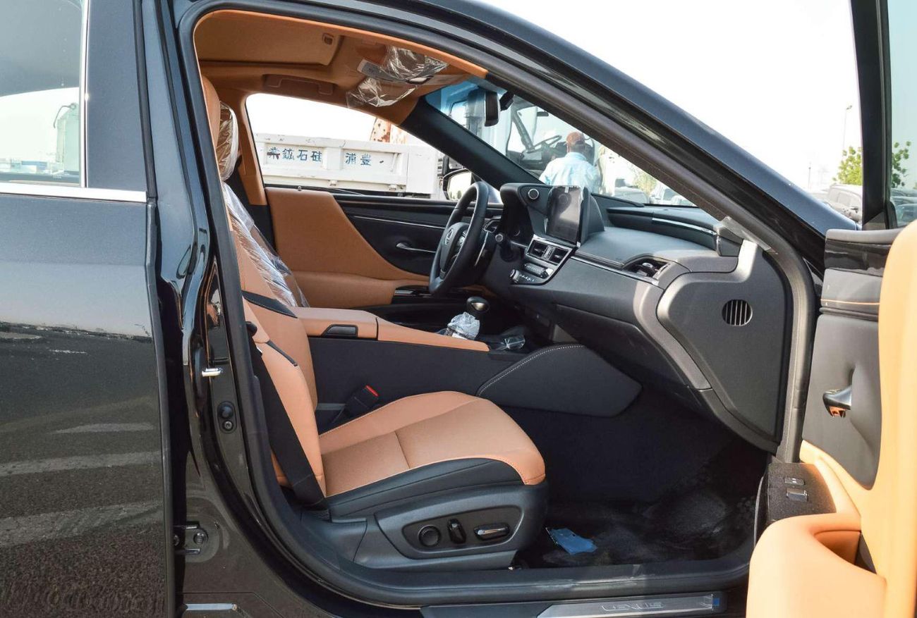 لكزس ES 350 LEXUS ES350 3.5L FWD SEDAN 2025