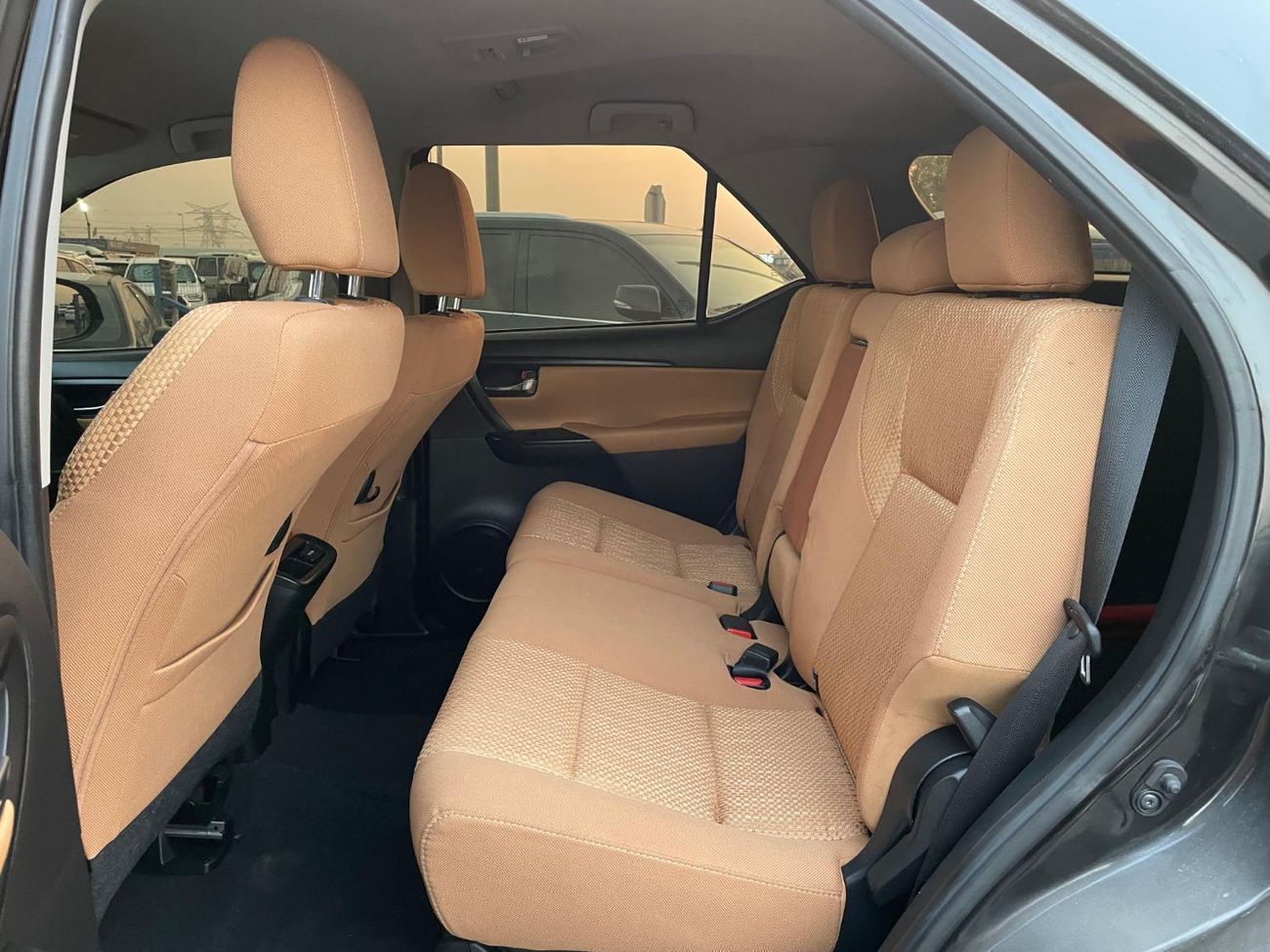 تويوتا فورتونر EXR 2.7L (160 HP)