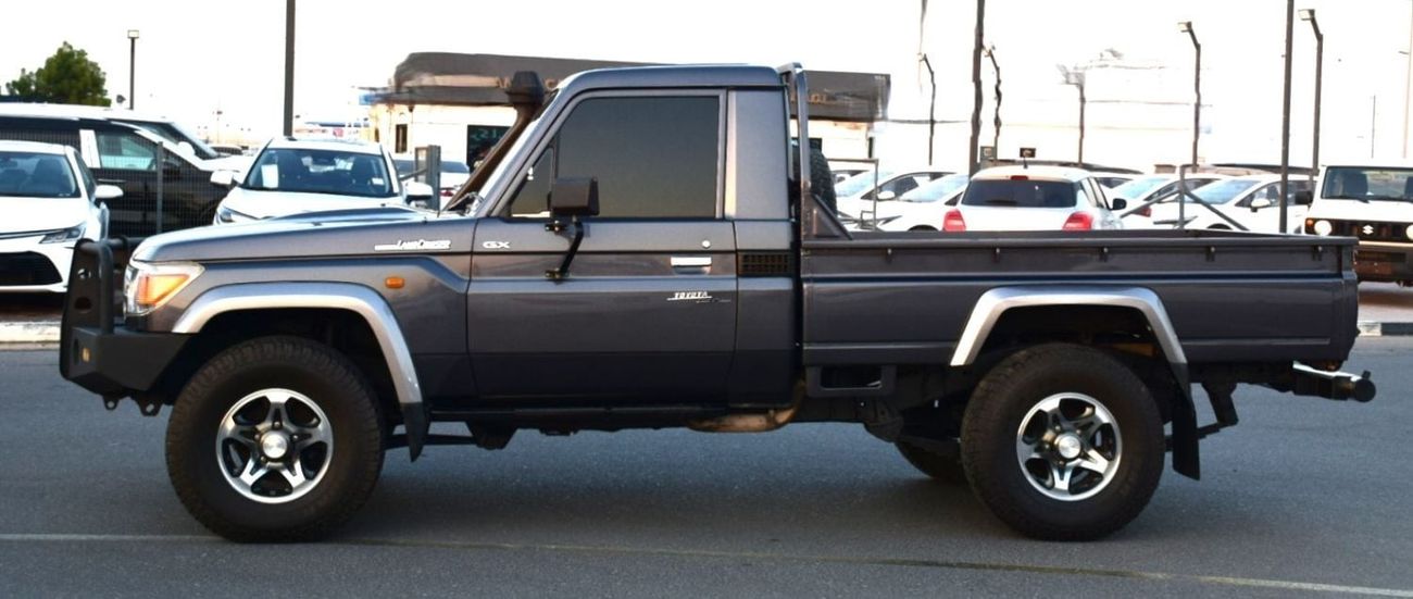 Toyota Land Cruiser Pick Up