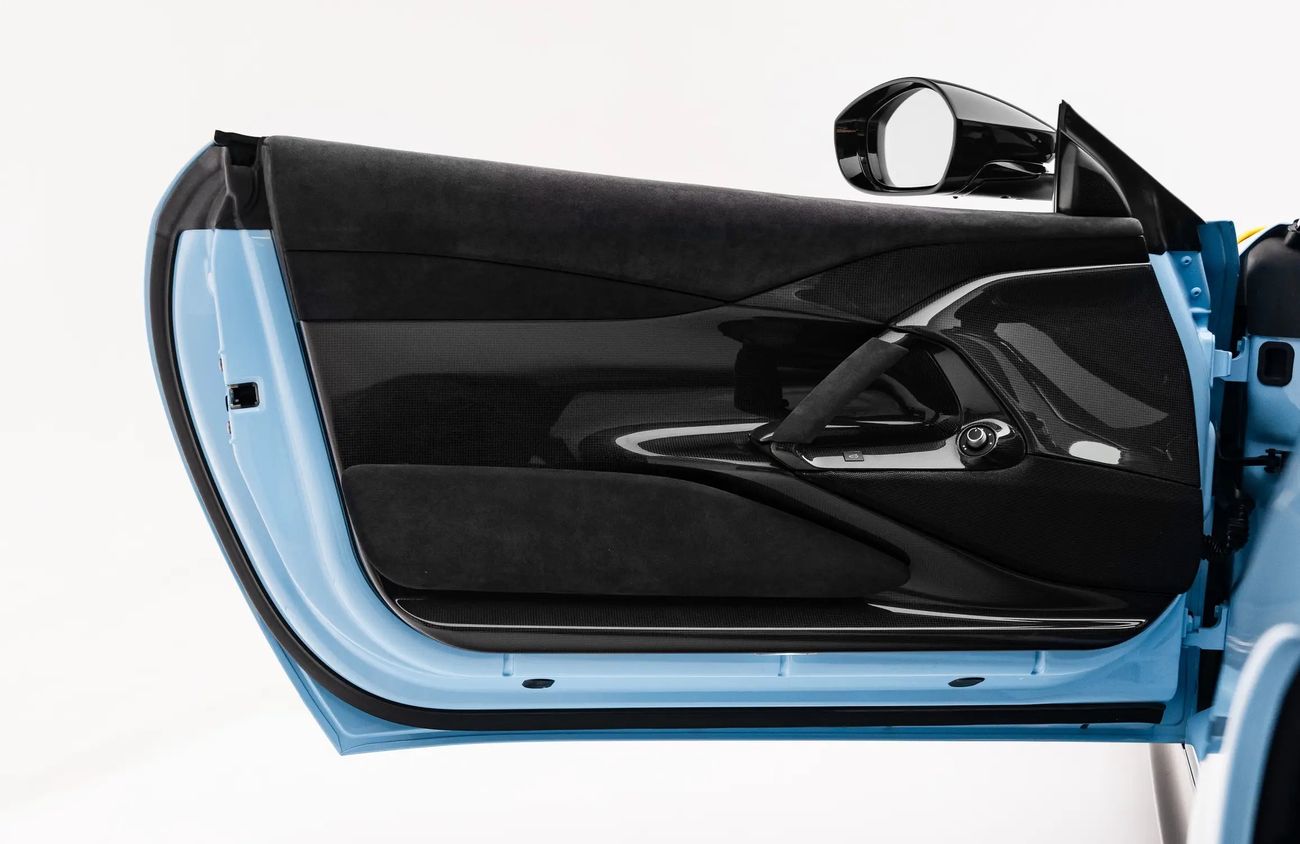 فيراري 812 كومبيتيزون 6.5L V12 Naturally Aspirated Engine