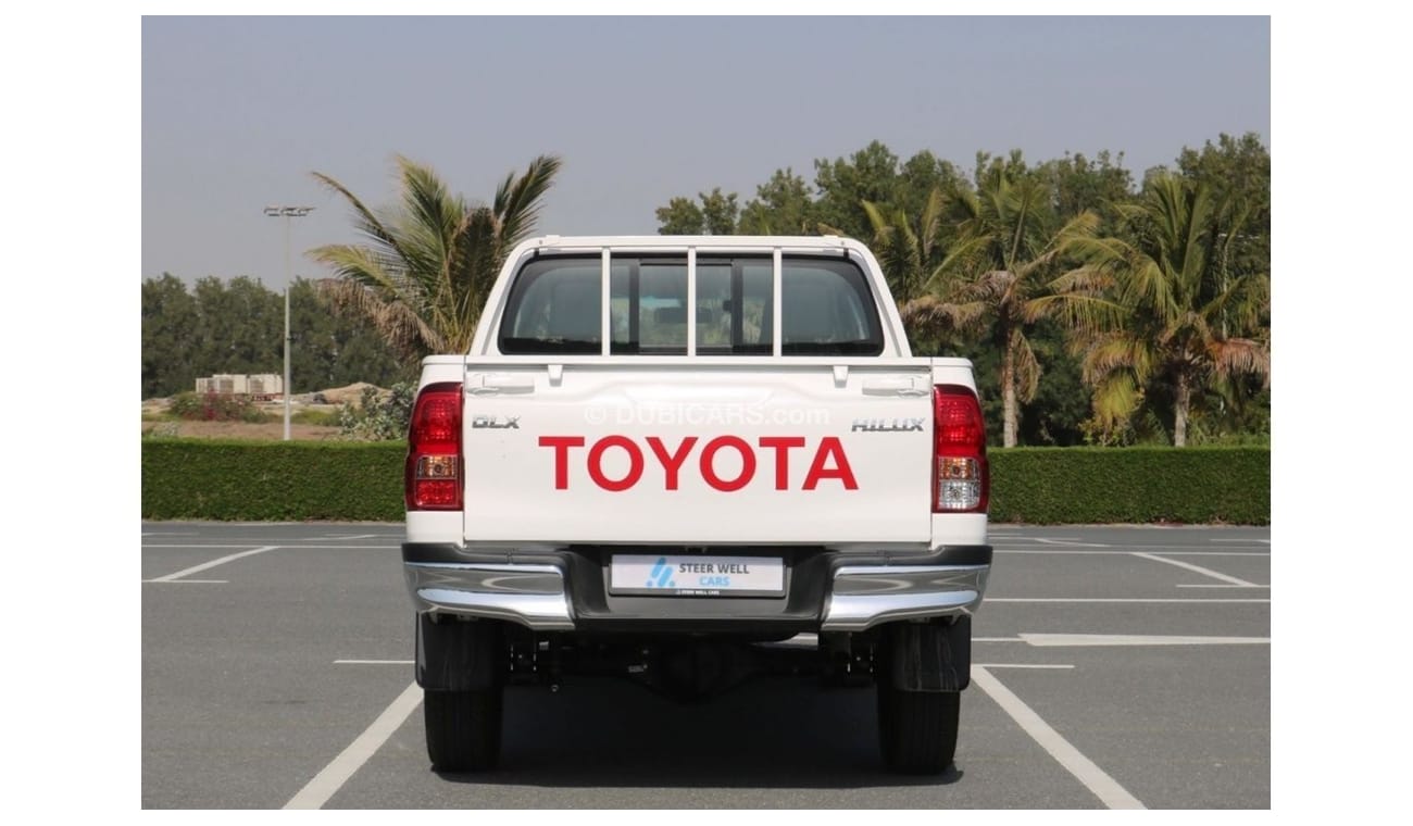 Toyota Hilux 2022 | DLX BASIC DIESEL MT 4X4 - BLACK INTERIOR AND FABRIC SEATS WITH GCC SPECS - EXPORT ONL