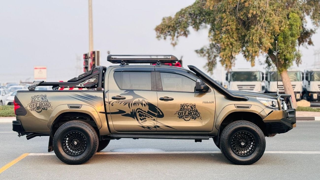 Toyota Hilux FULLY LOADED FOR OFF ROADING | MSA TOWING MIRROR | 2.8L DIESEL | MANUAL | ELECTRIC SEAT | RHD | 2021