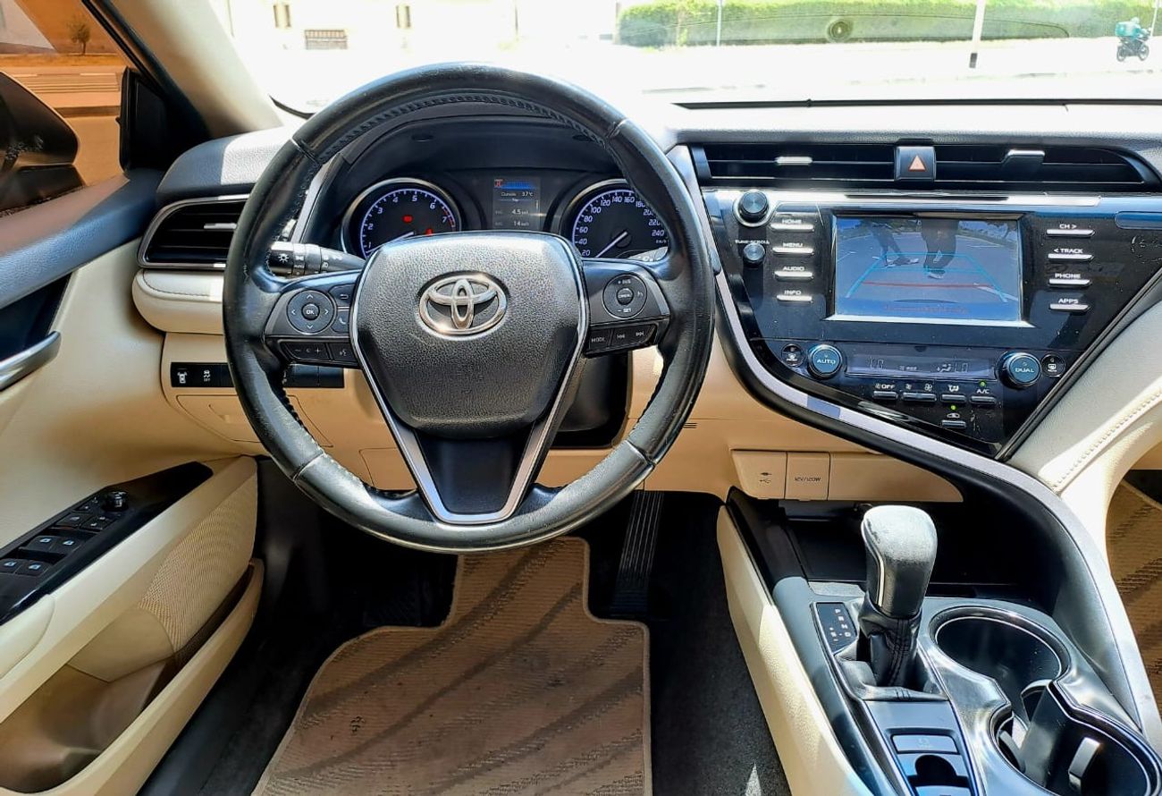 Toyota Camry GLE 2.5L (204 HP) 2019 2.5L FULL OPTION (999/-MONTHLY)