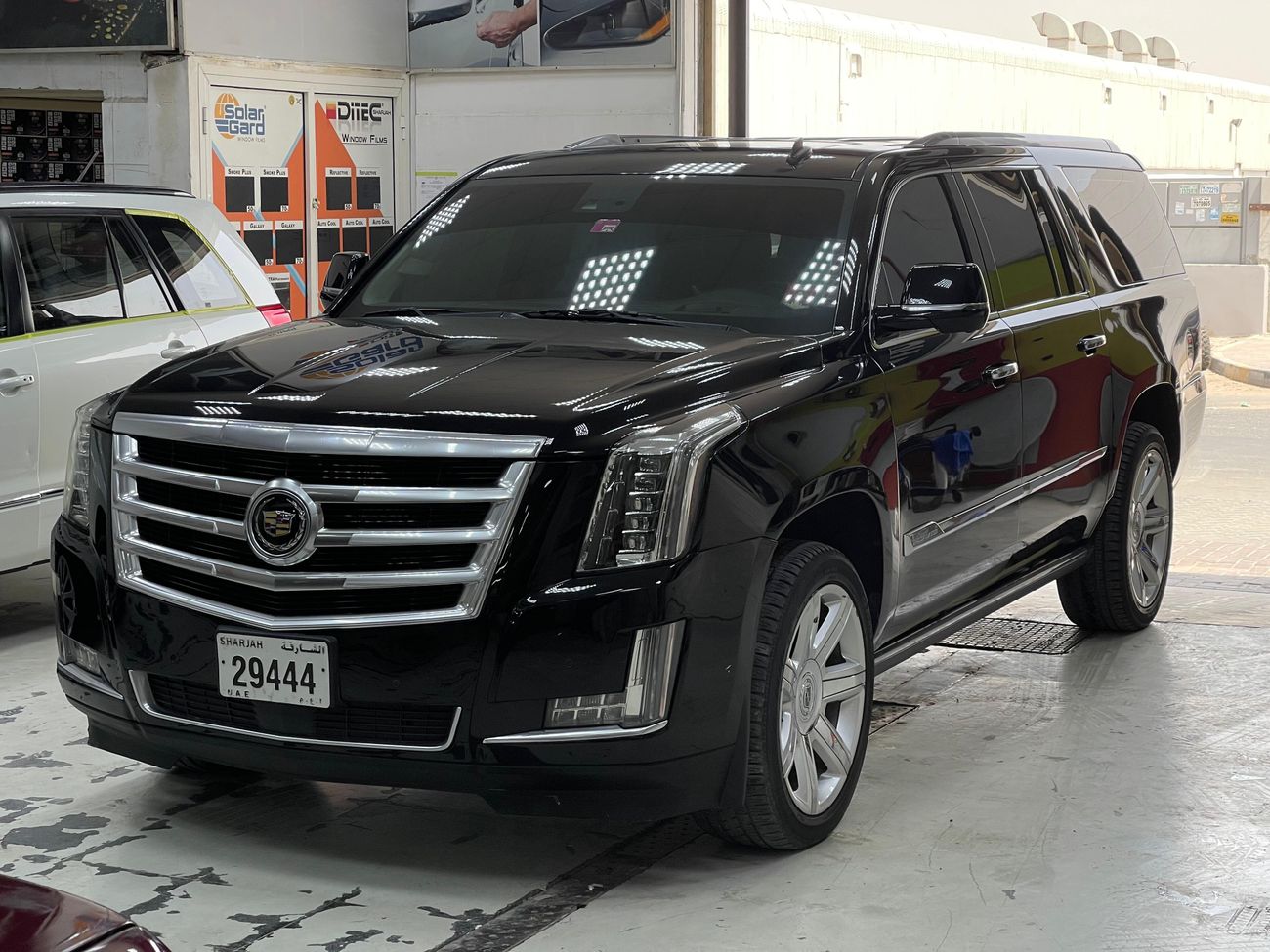 Cadillac Escalade ESV Platinum 6.2L