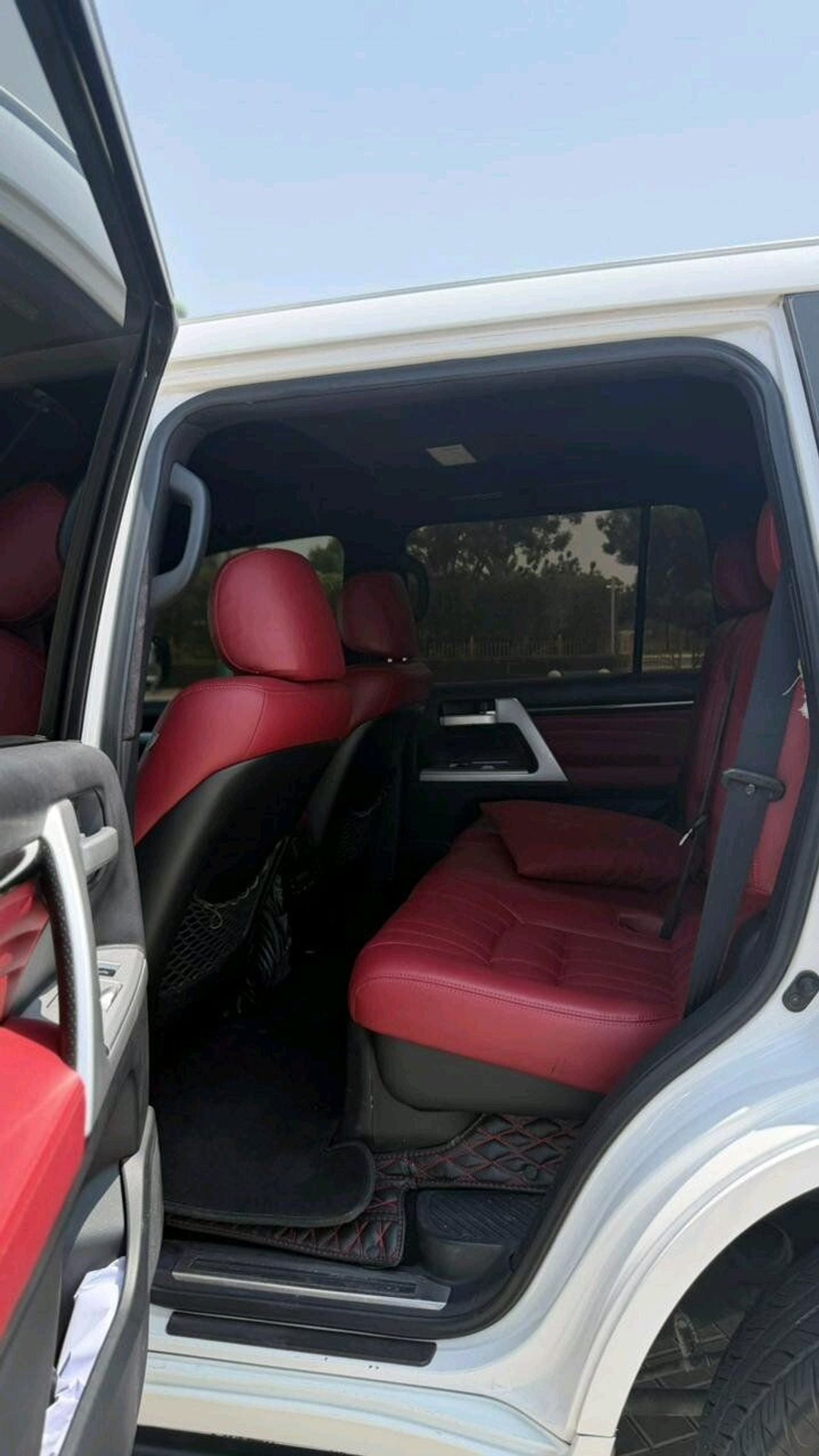 Toyota Land Cruiser VXR