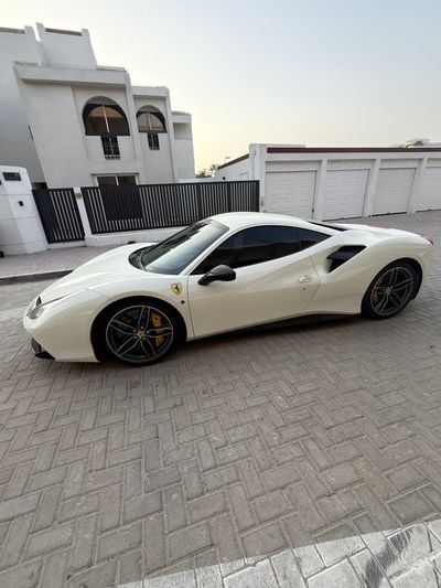 Ferrari 488