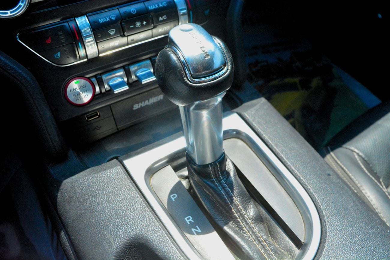 Ford Mustang GT PREMIUM