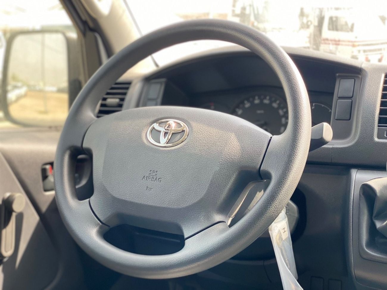 تويوتا هاياس Toyota Hiace 2.5 Diesel M/T Cargo