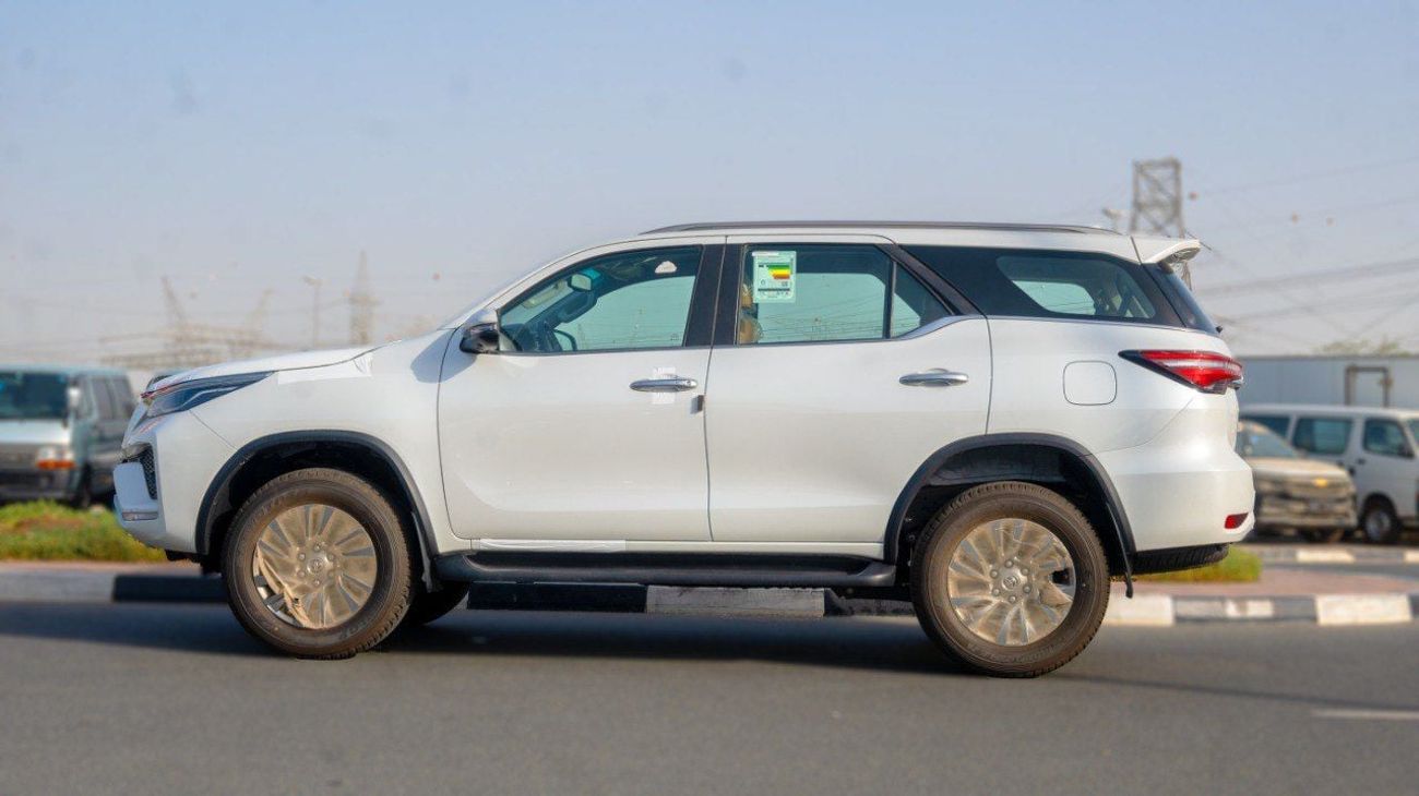 تويوتا فورتونر VX2 4X4 Diesel 2.8L