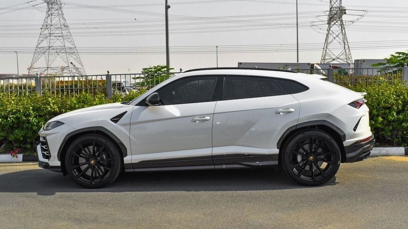 لامبورغيني اوروس 4.0T