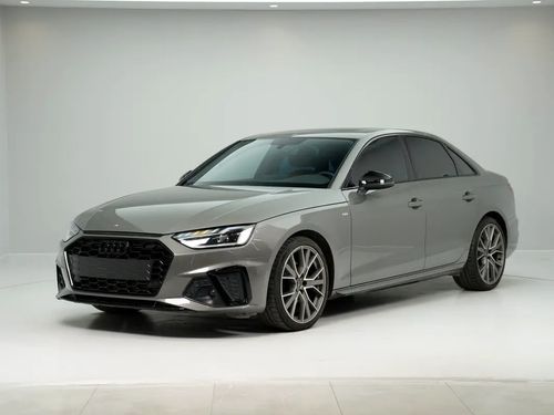 Audi A4 35 TFSI S-LINE S-line - GCC Specs - Like New!