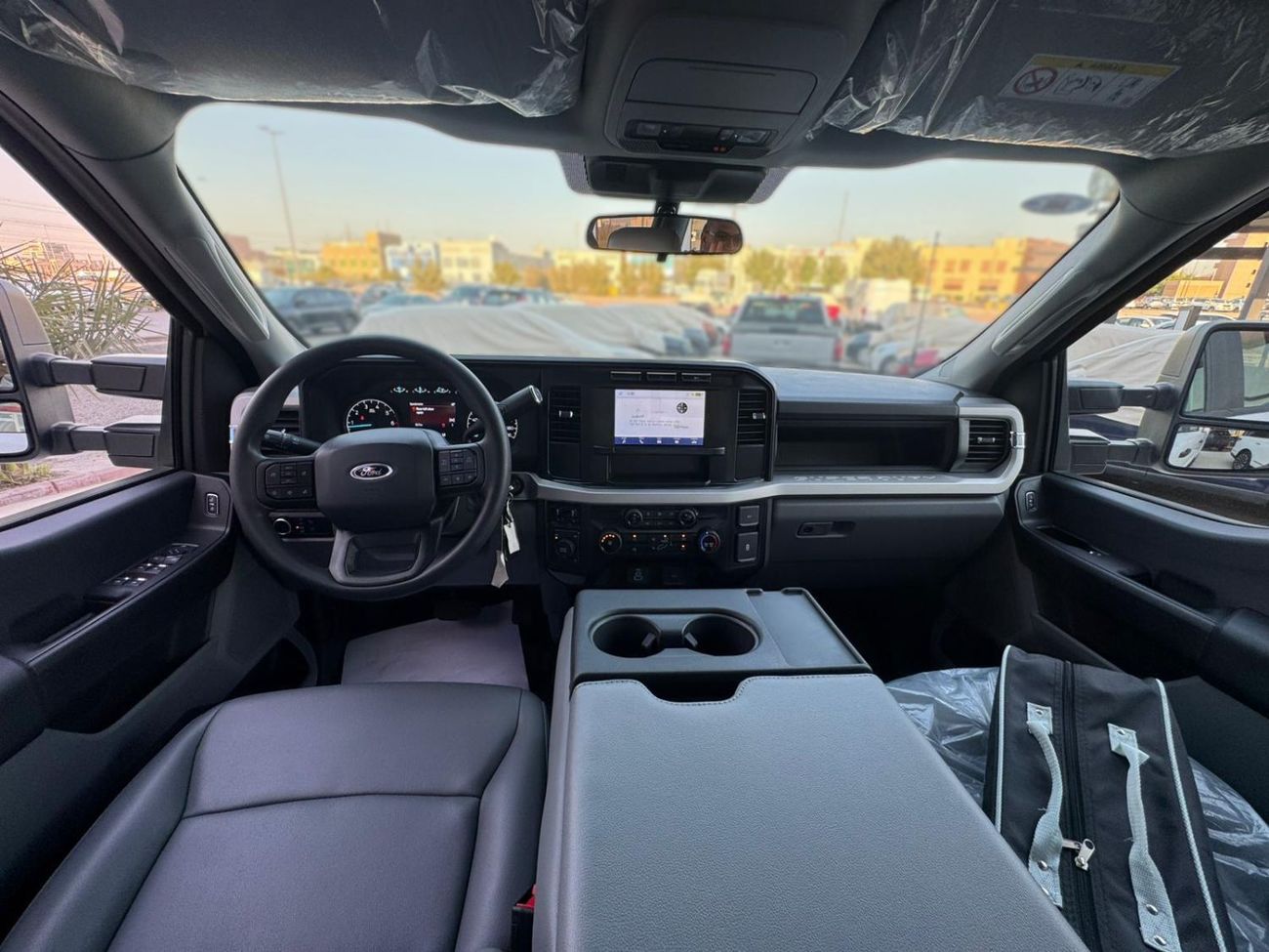 فورد F 250 Ford Super Duty DC F 250 petrol  AT  6.8L V8 2024 model