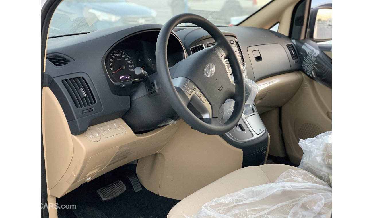 Hyundai H-1 Petrol 12 Seats 2020