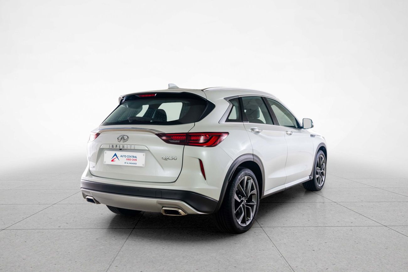 Infiniti QX50 LUXE 2.0