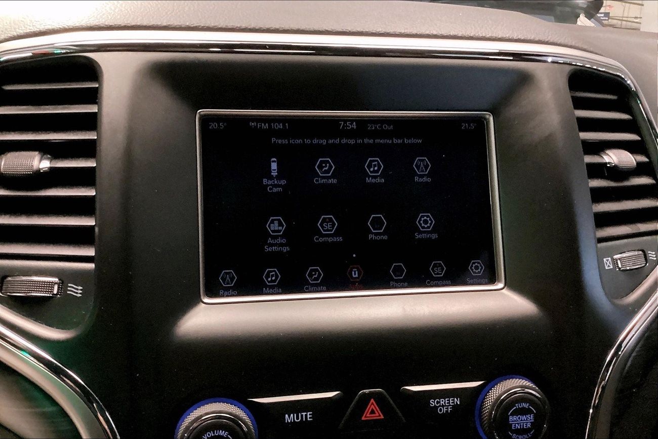 Jeep Grand Cherokee Laredo | Guaranteed Warranty | 0 Down Payment